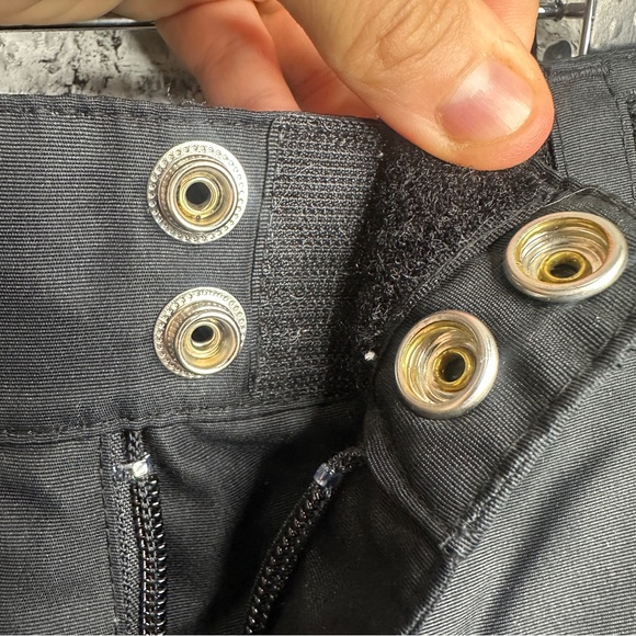 EUC All in Motion Kids Black Snow Pants Husky Size Large (12/14) - Picture 10 of 16